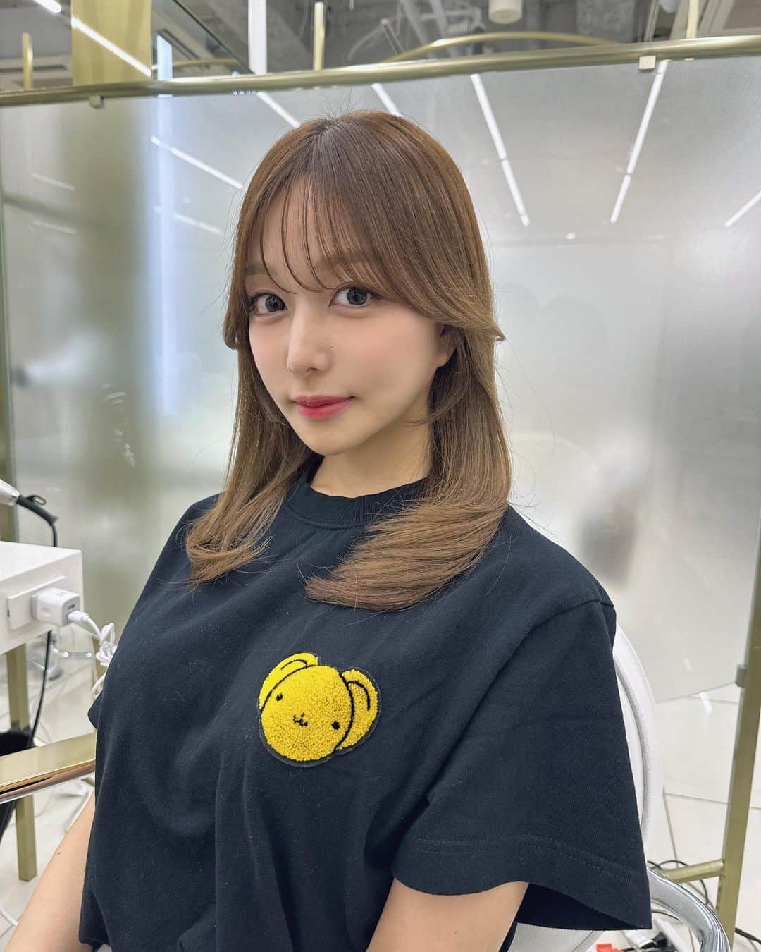 桜井みづき（キャバ嬢）のインスタグラム：「💇‍♀️  TシャツはCONVERSEとCCさくらのコラボ♡」
