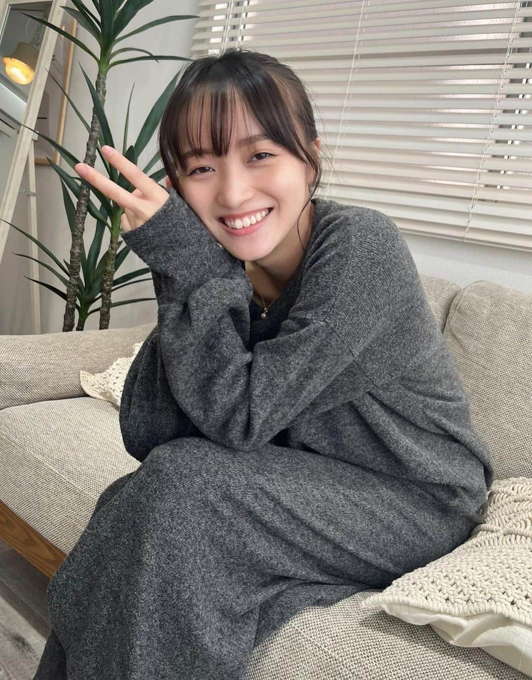 櫻愛里紗さんのインスタグラム写真 - (櫻愛里紗Instagram)「今日の気候最高だったね！☺️🤍 匂いといい、空気といい、毎日こんな日が続けばいいのになーー。 ⁡ 今年の夏は、家族との時間も友達との時間もたくさん取れて、幸せな充実した夏だったな💭💫 ⁡ みんなはどんな夏だったのかなー？気になる！」9月24日 21時46分 - sakura.arisa_official