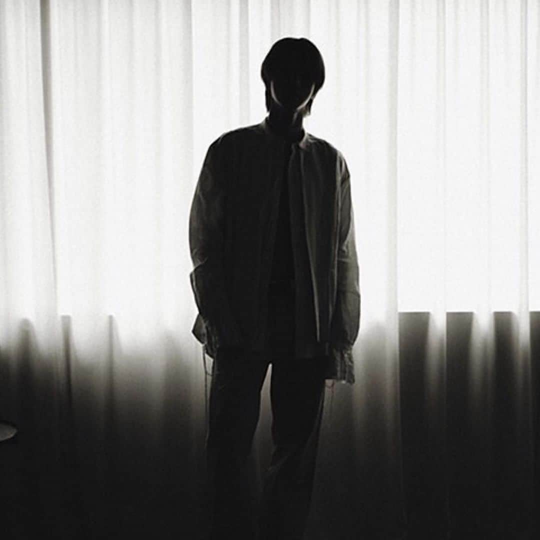 イェソンのインスタグラム：「From now on in earnest .. #Unfading_Sense」