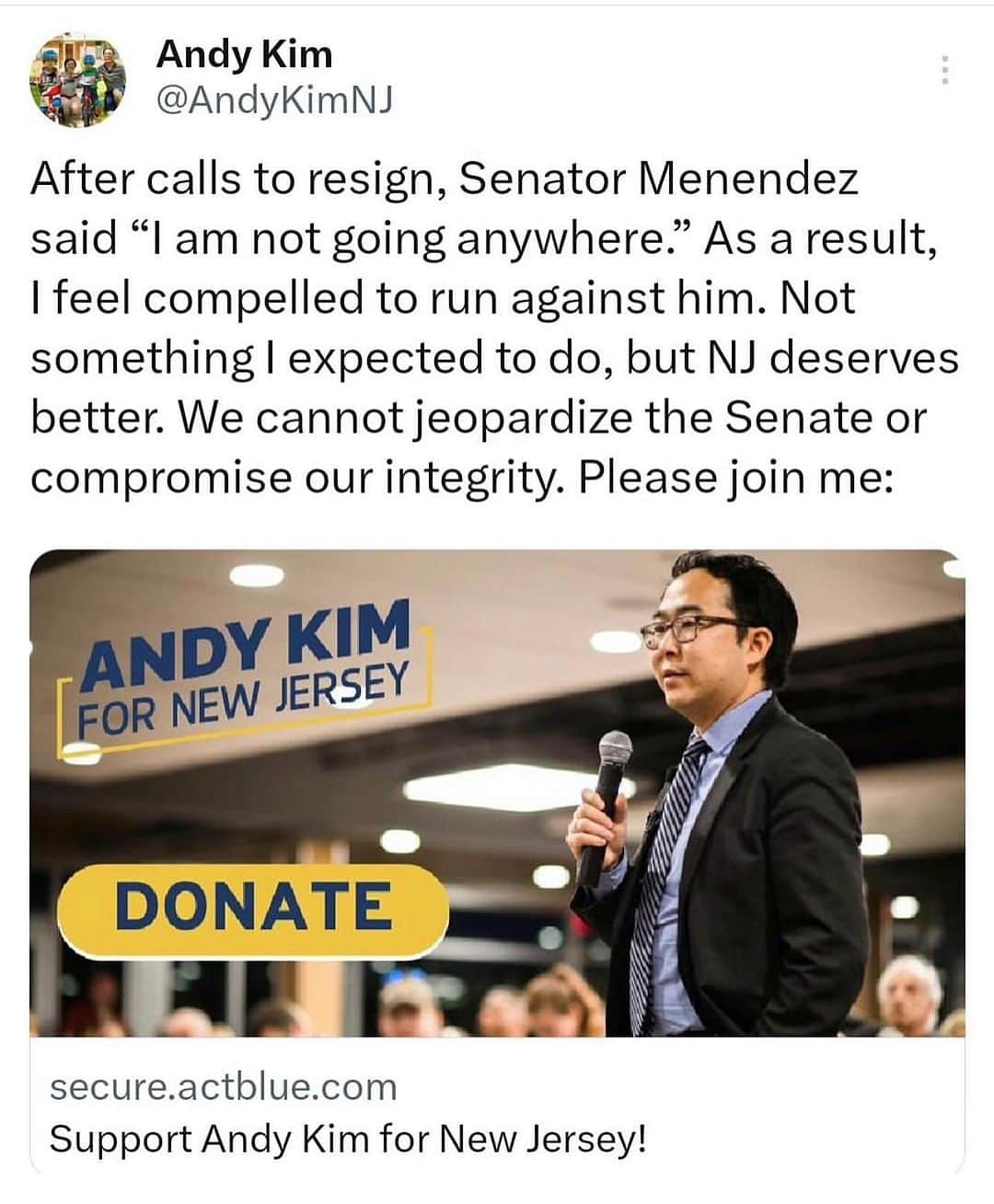 ダニエル・デイ・キムのインスタグラム：「Whether you’re Democrat or Republican, corruption, illegal activity and disgusting behavior should never be tolerated from our elected officials. We need to expect and deserve better.  Hard working, patriotic, smart and decent, @repandykimnj is exactly the kind of person we need.  If we are to have any hope of restoring our faith in politicians and uniting our divided country, we need Andy as our next Senator from New Jersey. Please consider supporting his campaign through donations or volunteering, and if you live in the Garden State, please be sure to vote this summer in the primary!」