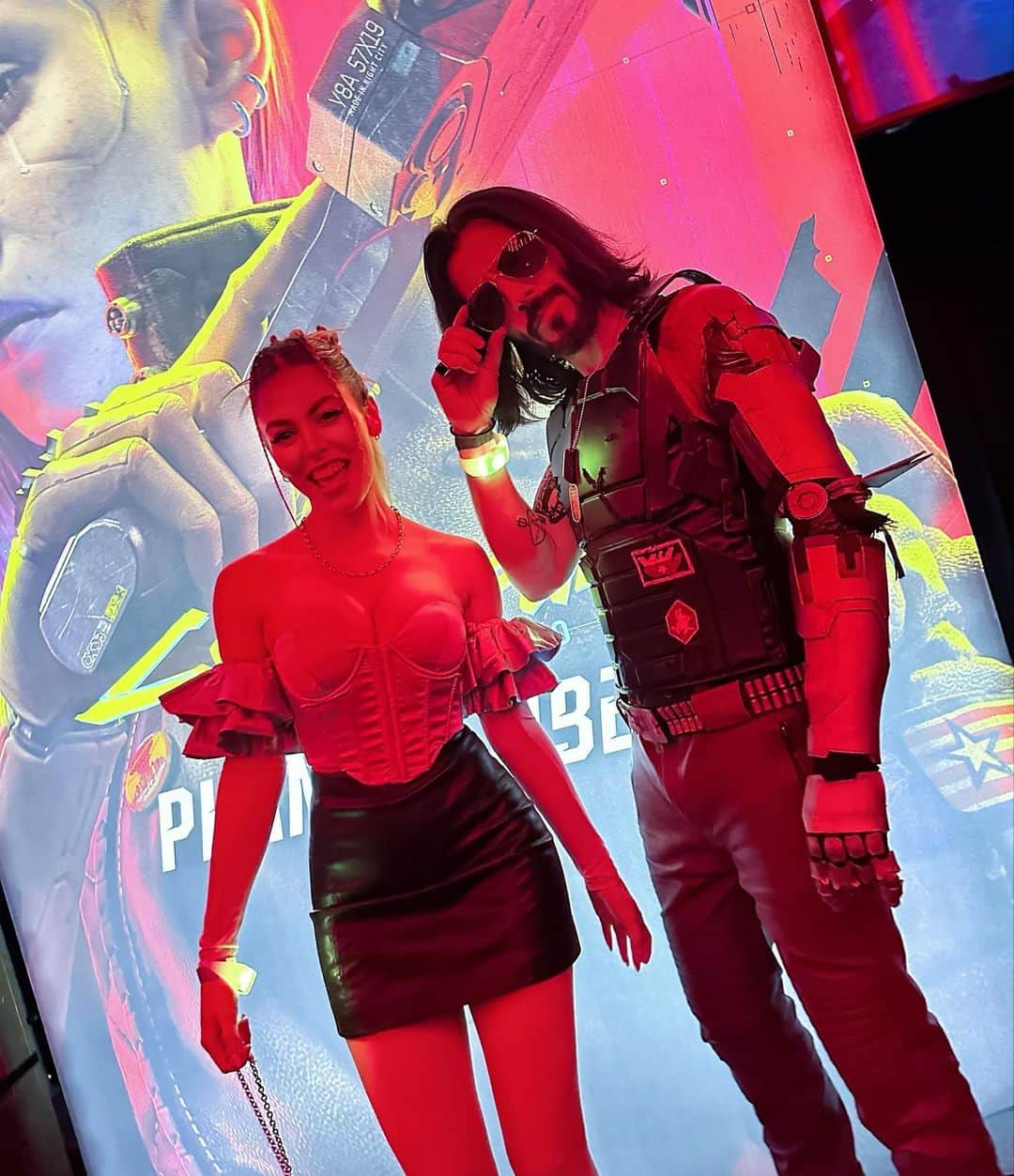 Nadya Antonさんのインスタグラム写真 - (Nadya AntonInstagram)「Cyberpunk 2077: Phantom Liberty Tour,  London 🇬🇧 Once again I have been blessed to be part in the celebration of an amazing journey! Thanks for everybody who made it possible 🎉 ✨ I am aware of the effect I have on women 🫣 ——————— Bendecida una vez mas por poder formar parte de esta gran celebración! Muchísimas gracias a todos los que hacen de esto posible 🎉 -Idris te sigo desde The office 🫣」9月24日 23時59分 - nadyasonika