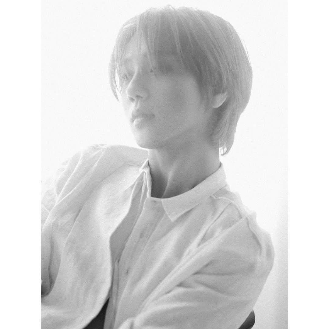 SMエンターテインメントさんのインスタグラム写真 - (SMエンターテインメントInstagram)「YESUNG 예성 The 5th Mini Album 【Unfading Sense】 Fade in # Number. 1  ➫ 2023.10.04 6PM (KST)  Album pre-order ➫ yesung.lnk.to/unfading_sense  #예성 #YESUNG @yesung_smtown @yesung1106  #슈퍼주니어 #SUPERJUNIOR @superjunior  #Unfading_Sense」9月25日 0時09分 - smtown