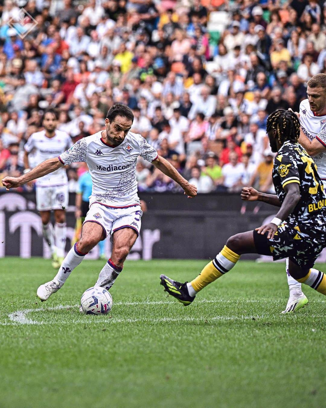 ACFフィオレンティーナさんのインスタグラム写真 - (ACFフィオレンティーナInstagram)「Film of the match 🎞️ #UdineseFiorentina   #ForzaViola #UdineseFiorentina #ACFFiorentina」9月25日 0時12分 - acffiorentina