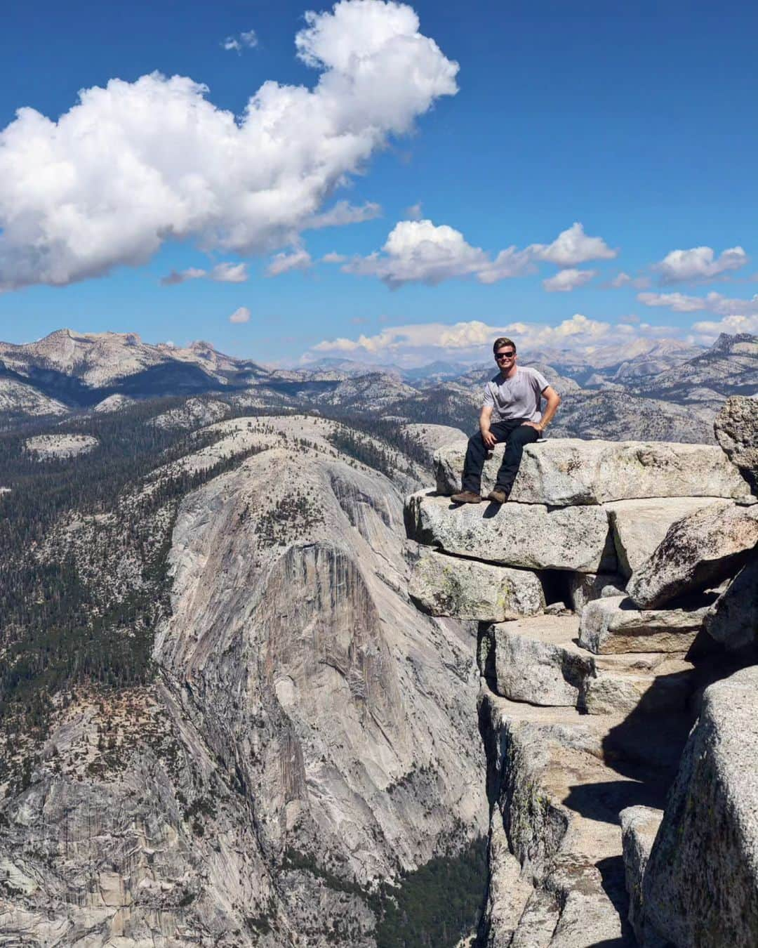 メッテ・グラスゴワールさんのインスタグラム写真 - (メッテ・グラスゴワールInstagram)「Beutiful Yosemite National Park! • Vi hikede blandt andet Half dome trail. 26-27km og 1800 højdemeter er ingen joke.. Men det hele værd!」9月25日 1時36分 - mette_graversgaard