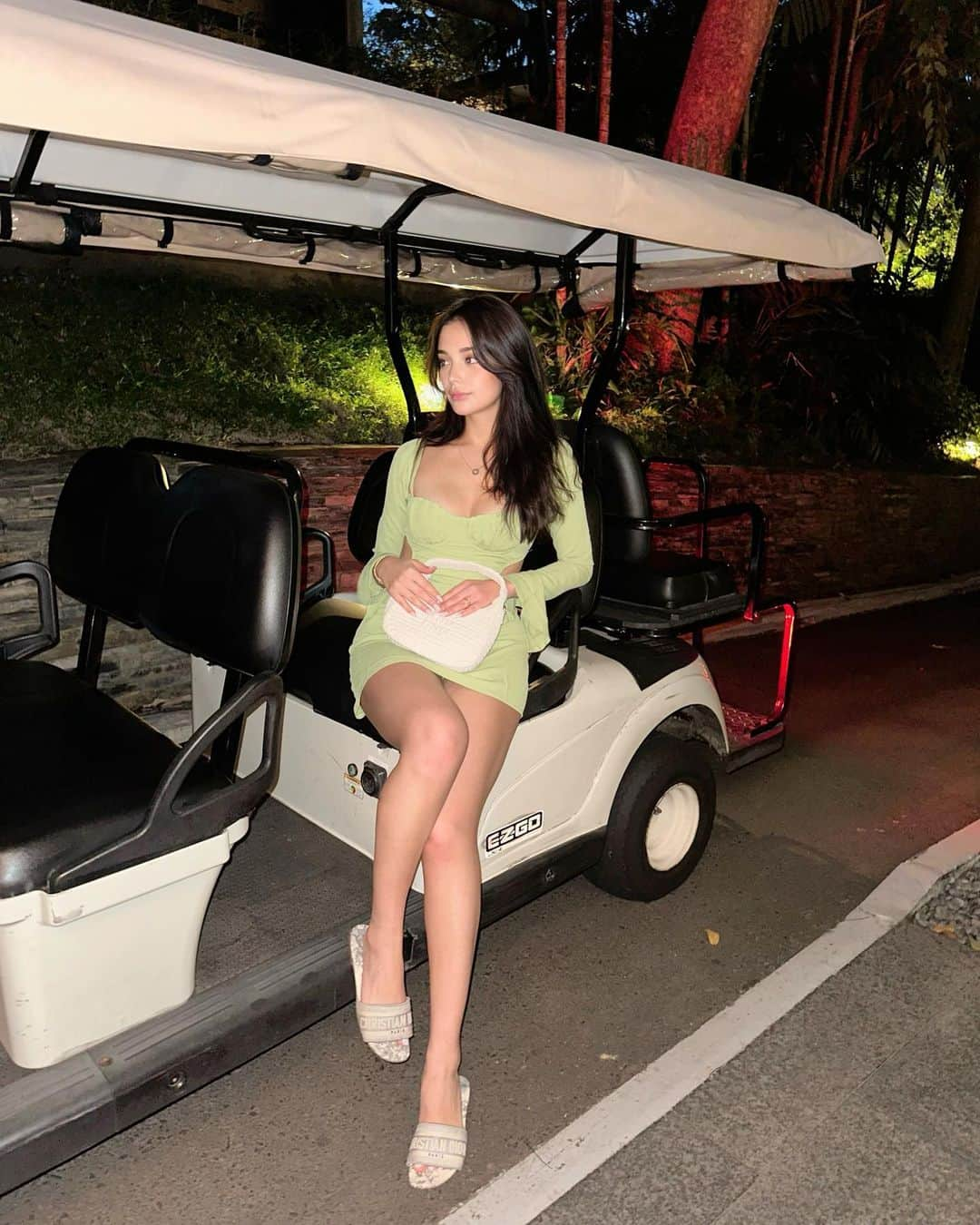 太陽奈のインスタグラム：「⛳️🥡🥢」