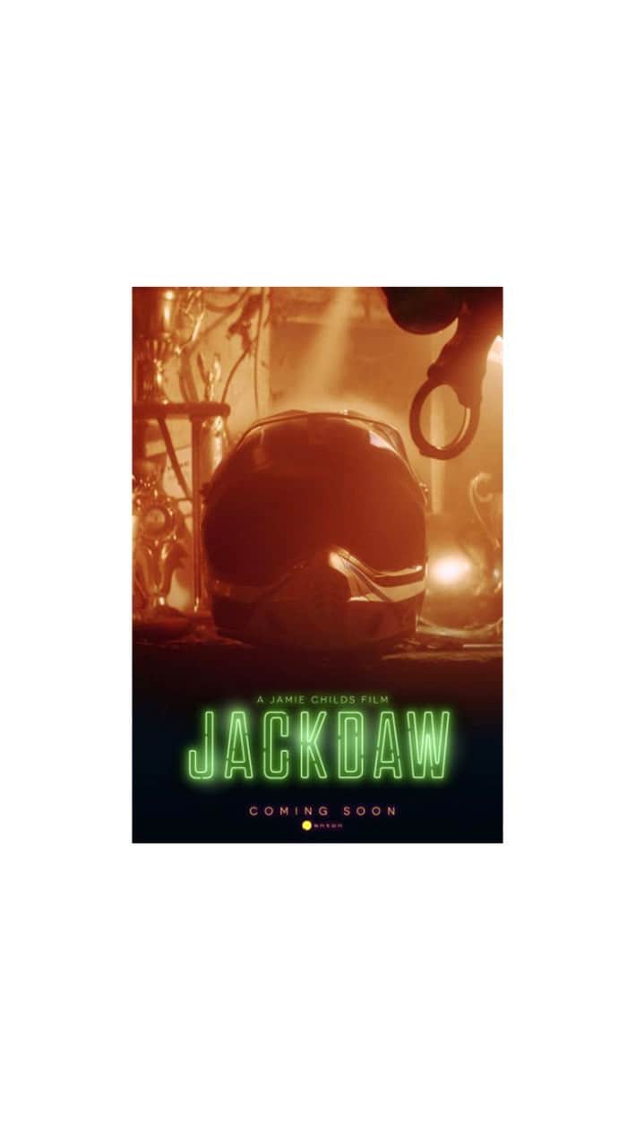 オリヴァー・ジャクソン＝コーエンのインスタグラム：「JACKDAW teaser 🐦‍⬛」