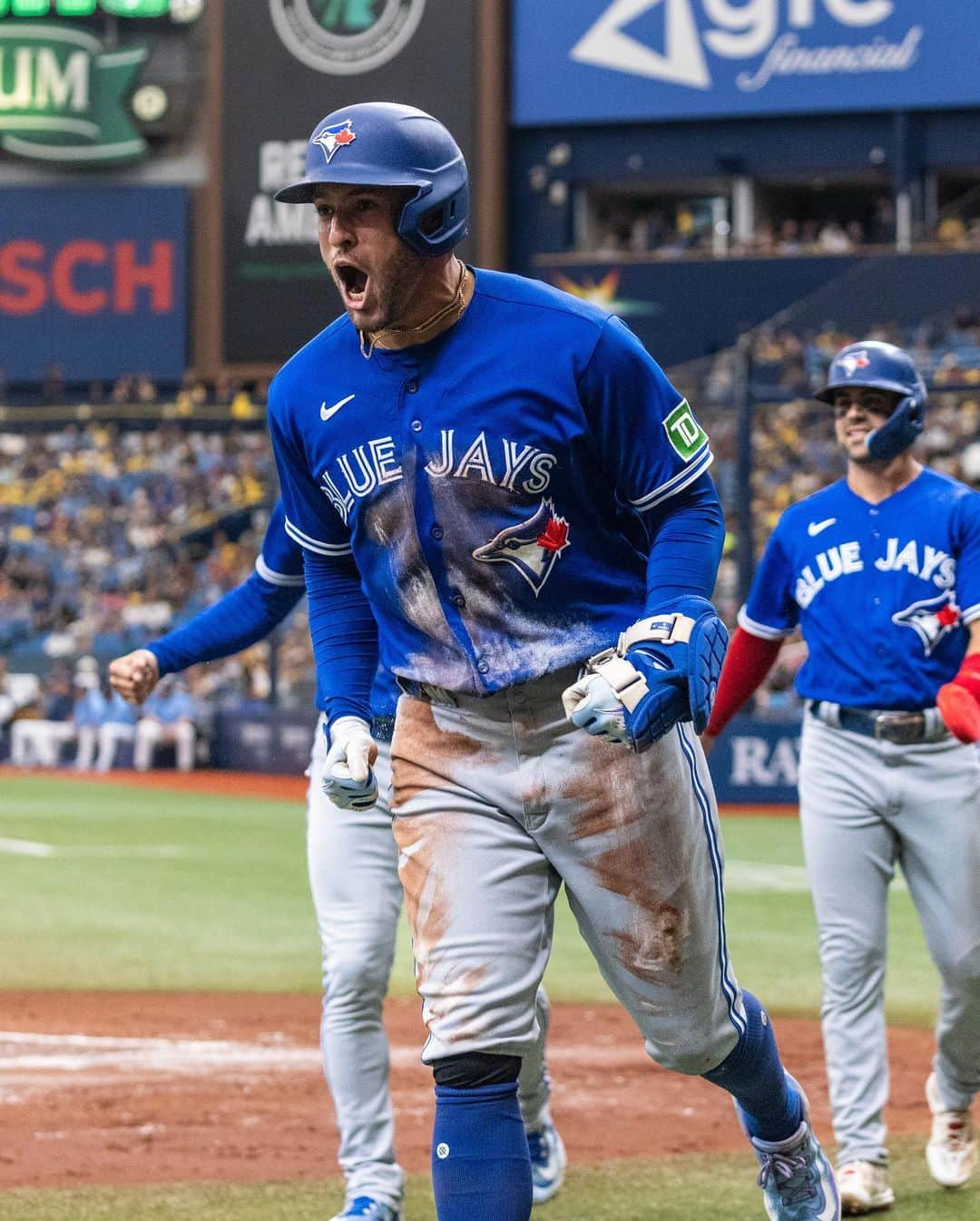 トロント・ブルージェイズさんのインスタグラム写真 - (トロント・ブルージェイズInstagram)「🚨 THAT FEELING WHEN YOU JUST HIT AN INSIDE THE PARK HOME RUN 🚨 #SPRINGERDINGER」9月25日 3時27分 - bluejays