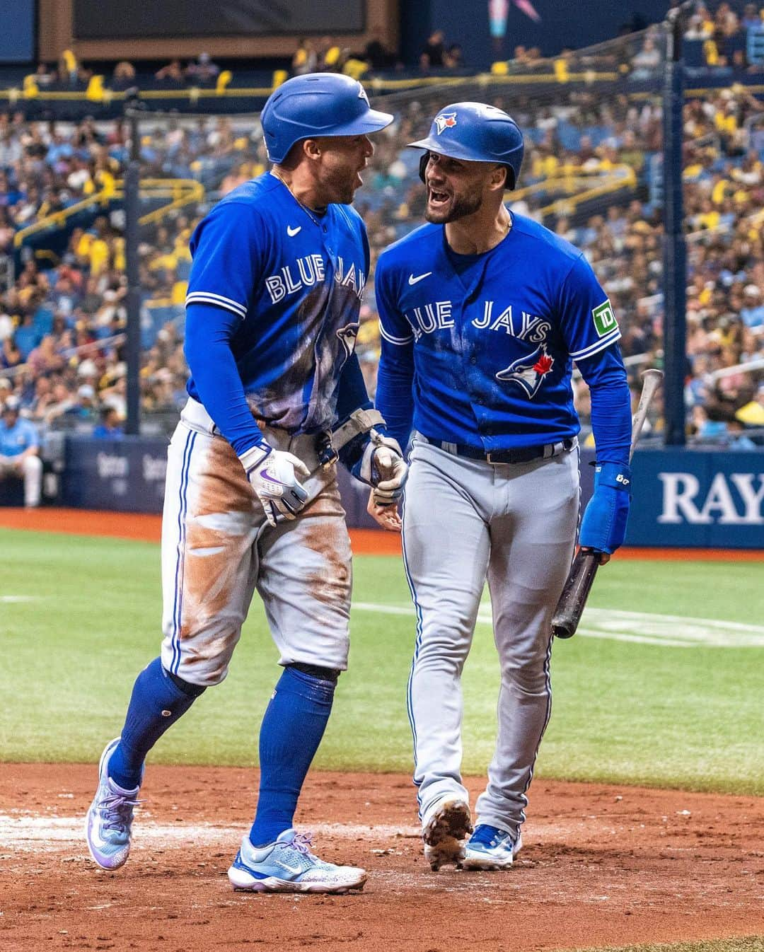 トロント・ブルージェイズさんのインスタグラム写真 - (トロント・ブルージェイズInstagram)「🚨 THAT FEELING WHEN YOU JUST HIT AN INSIDE THE PARK HOME RUN 🚨 #SPRINGERDINGER」9月25日 3時27分 - bluejays