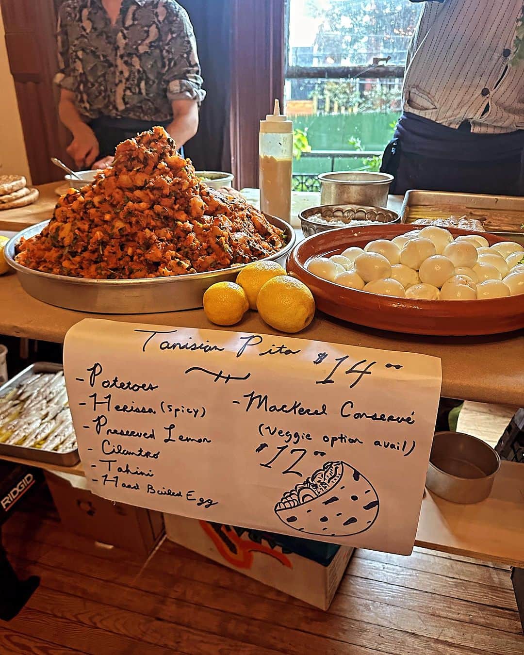 トームさんのインスタグラム写真 - (トームInstagram)「Final @lev.nyc for this summer @thehancocknyc w @nickicolbran  On the menu :  Tunisian Mackerel Pita Lamb Mansaf w Mint Tea  Green Hummus Salad」9月25日 5時15分 - tomenyc