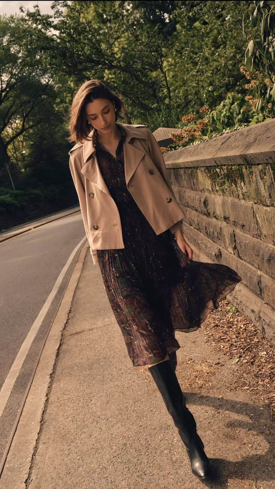 Club Monacoのインスタグラム：「Fall dresses are always in style. Discover our array of styles available now.」