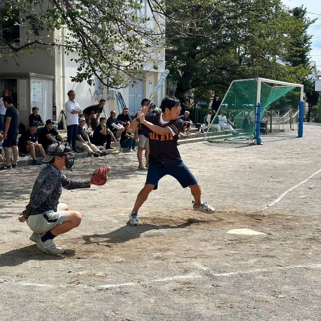 菅原一秀さんのインスタグラム写真 - (菅原一秀Instagram)「練馬西法人会のソフトボール大会。打って、投げて、走った🏃4打数4安打！早実野球部出身のメンツを保てました😅明日は筋肉痛か😓  #菅原一秀 #すがわら一秀 #東京９区 #練馬区 #元自民党衆議院議員 #元経済産業大臣 #再挑戦」9月25日 5時36分 - sugawaraisshu