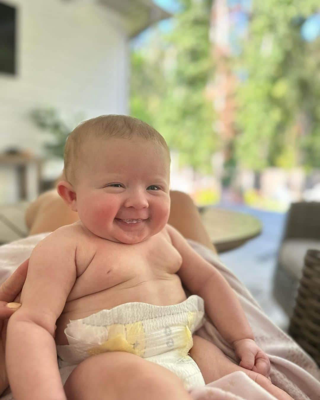 ライアン・ロクテさんのインスタグラム写真 - (ライアン・ロクテInstagram)「after long weekend of work, daddy's coming home to my lil nuggets. my lil pork chop is all smiles!! @caidenlivgeorgia」9月25日 6時21分 - ryanlochte