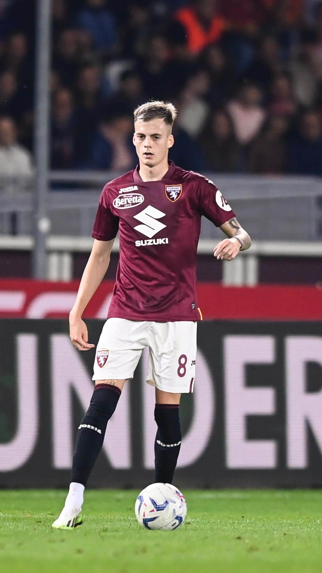 のインスタグラム：「🎙️| ILIC  “Un punto importante. Siamo stati sfortunati sul gol della Roma e poi bravissimi a trovare il pareggio”  🔗 Nelle stories il link per l’intervista completa  #SFT | #TorinoRoma」