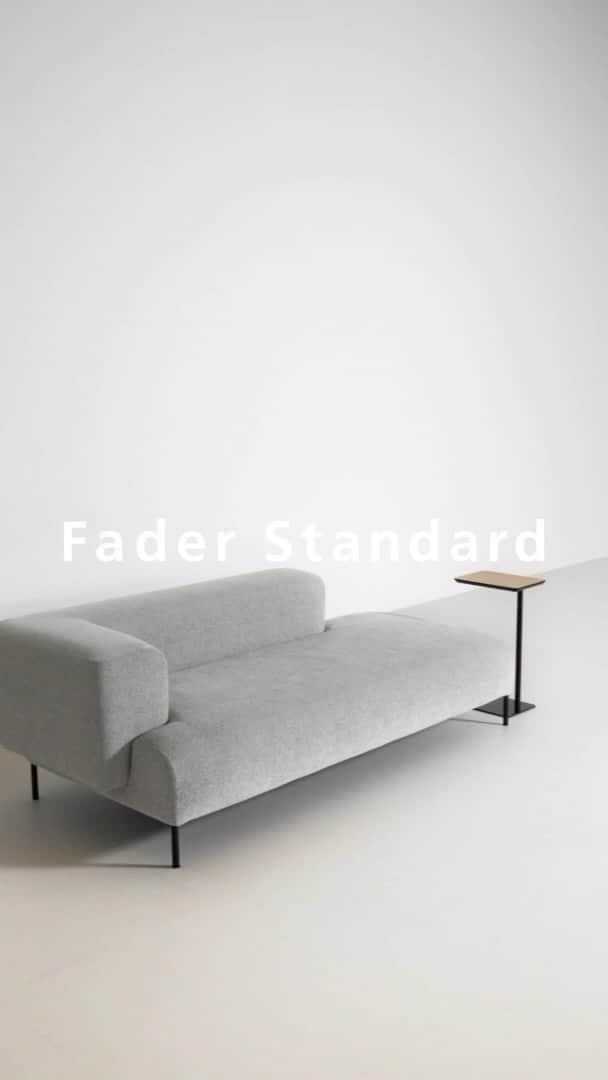 ソファ専門店 NOYESのインスタグラム：「ㅤ 【ご検討の際に保存しておくと役立ちます🛋】  「新製品　Fader Standard」  #NOYES  #NOYESと暮らす  9月1日にリリースした、NOYESの新作ソファ「Fader Standard」。  「Fader Standard」は、音量調節やバランスを整えるための機能という意味を持つ「Fader」という言葉から着想を得ています。 ソファで過ごす時間が日常のバランスを整えますようにと、大切に作りあげました。  これまでのモデルとは一新し、シンプルでありながらすべての部分に丸み・ふくらみのあるデザインに。 一目みた瞬間から安心感や優しさ、柔らかさといったイメージが伝わってくるような温もりに満ちたソファです。  またどの生地をお選びいただいても、フォルムの美しさが保てるよう丁寧に時間をかけて設計いたしました。 どんなスタイルでも合わせやすく表情豊かなソファに仕上がっております。  新しく仲間入りした「Fader Standard」を、この機会にぜひご検討くださいませ。  <掲載ソファ生地> F1ランク SV-PTM 　　 ＝＝＝＝＝＝＝＝＝＝＝＝＝＝＝  ■ショールーム 東京青山、銀座、横浜、大阪、名古屋にショールームがございます。事前予約をいただければ、（@noyes_sofa ）のハイライト「ショールーム」よりご覧くださいませ。  ■クッションプレゼント NOYESのWEBページ【わたしがつくるソファのある暮らし】へのご投稿に加え、Instagramへソファレビューをご投稿いただいた方にクッションをプレゼントしております。 詳細はプロフィール画面（@noyes_sofa ）のハイライト「お役立ちコンテンツ」よりご覧いただけます。  ＝＝＝＝＝＝＝＝＝＝＝＝＝＝＝  #NOYES #ノイエス #ノイエスソファ #ソファ #sofa #リビングソファ #国産ソファ #ソファ専門店 #ファブリックソファ #ソファ選び #国産家具 #NOYESと暮らす #ソファのある暮らし #インテリア #リビング #リビングインテリア #リビングルーム #インテリアコーディネート #モダンインテリア #シンプルインテリア #ナチュラルな暮らし #暮らしを楽しむ #おうちづくり #部屋づくり」