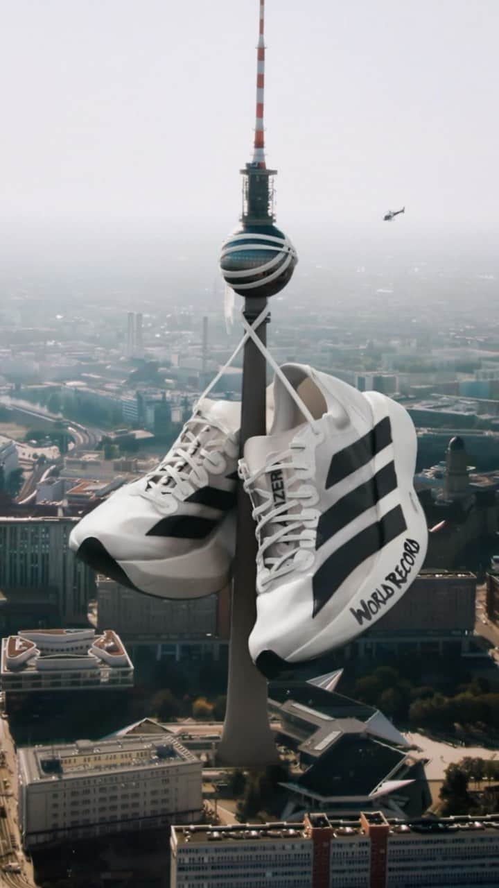 adidas Runningのインスタグラム：「On top of the world… 🌍👟   #Adizero Adios Pro Evo 1 🤝 @tigist__assefa ⏭️ HISTORY at @berlinmarathon   Our lightest and fastest shoe… ever.   #ImpossibleIsNothing」