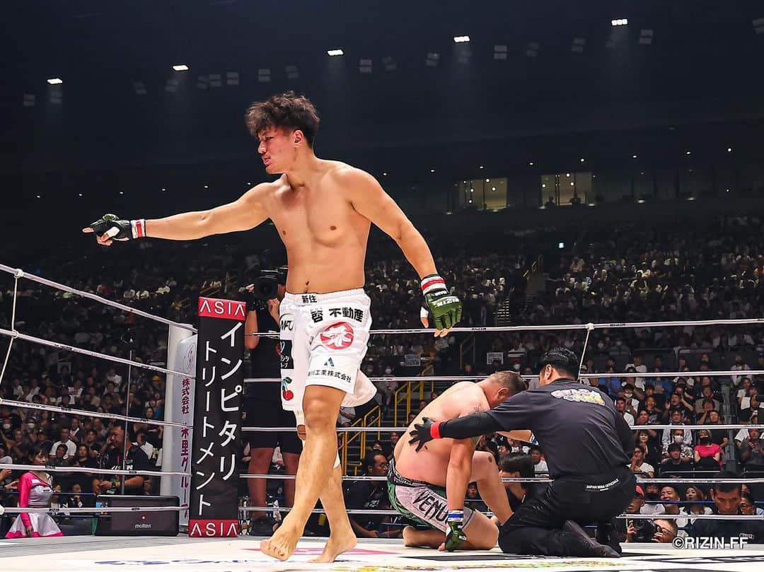 RIZIN FF OFFICIALさんのインスタグラム写真 - (RIZIN FF OFFICIALInstagram)「#RIZIN44 Match.2 "𝐈𝐧𝐞𝐯𝐢𝐭𝐚𝐛𝐥𝐞 𝐅𝐢𝐧𝐢𝐬𝐡 𝐛𝐞𝐭𝐰𝐞𝐞𝐧 𝐆𝐢𝐚𝐧𝐭𝐬" ---------------- @shivixay_official defeats @janoscsukas by SUB(Heel hold) 2:27 of Round 1.  #rizin #rizinff #mma #fighter」9月25日 21時00分 - rizin_pr