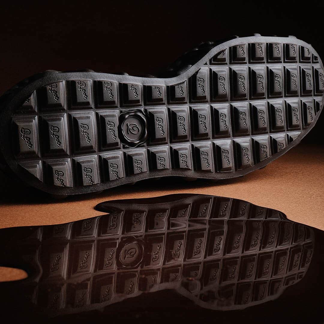キューポットさんのインスタグラム写真 - (キューポットInstagram)「*⁠ 【SHOES】 Looking for a shoe collection that will leave a lasting impression? Look no further than Q-pot.SHOES' Melting Chocolate collection! 🍫😍 These playful designs with their overwhelming presence soles are guaranteed to make you smile! ⁠ ⁠ https://intl.q-pot.jp/collections/shoes⁠ ⁠ #qpot #キューポット #madeinjapan #japanmade #sneakerfreaker #style #shoeaddict #instashoes #nicekicks #shoesaddict #styles #stylish #shopping #shoestagram #fashionista #instafashion #leather #footwear #chocolate #chocolatelover #chocolateaddict #shoes #artshoes #art #instashoes #キューポット #キューポットシューズ #靴 #チョコレート」9月25日 16時59分 - press_qpot_international