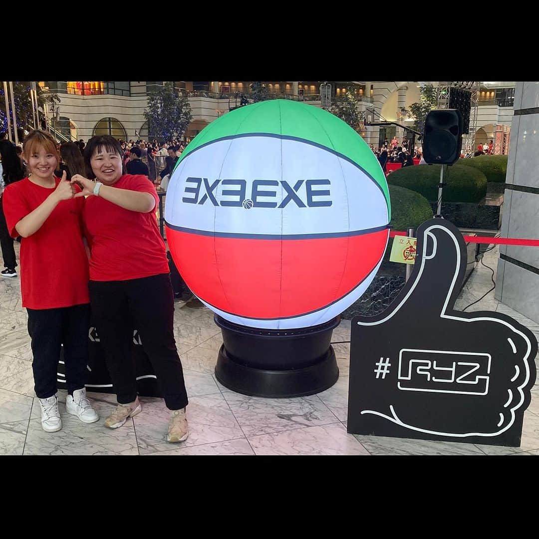 東京スポーツ・レクリエーション専門学校さんのインスタグラム写真 - (東京スポーツ・レクリエーション専門学校Instagram)「⁡ 2023.9.16 ⛹️3x3.EXE 現場実習⛹️ ⁡ 3人制バスケットボールの大会である「3x3.EXE」に スポーツビジネス科の在校生が実習に行ってきました🏀 ⁡ 3人制バスケの3x3は最近人気も高く注目されており、 オリンピックの正式種目にも選ばれたりしています⭐️ ⁡ 在学中から好きなスポーツに関われるところが TSRのストロングポイントです💪🏼🔥 ⁡ #3x3 #3x3exe #3x3basketball #basketball #スポーツビジネス #スポーツ専門学校 #東京スポーツレクリエーション専門学校」9月25日 17時20分 - jikeitsr