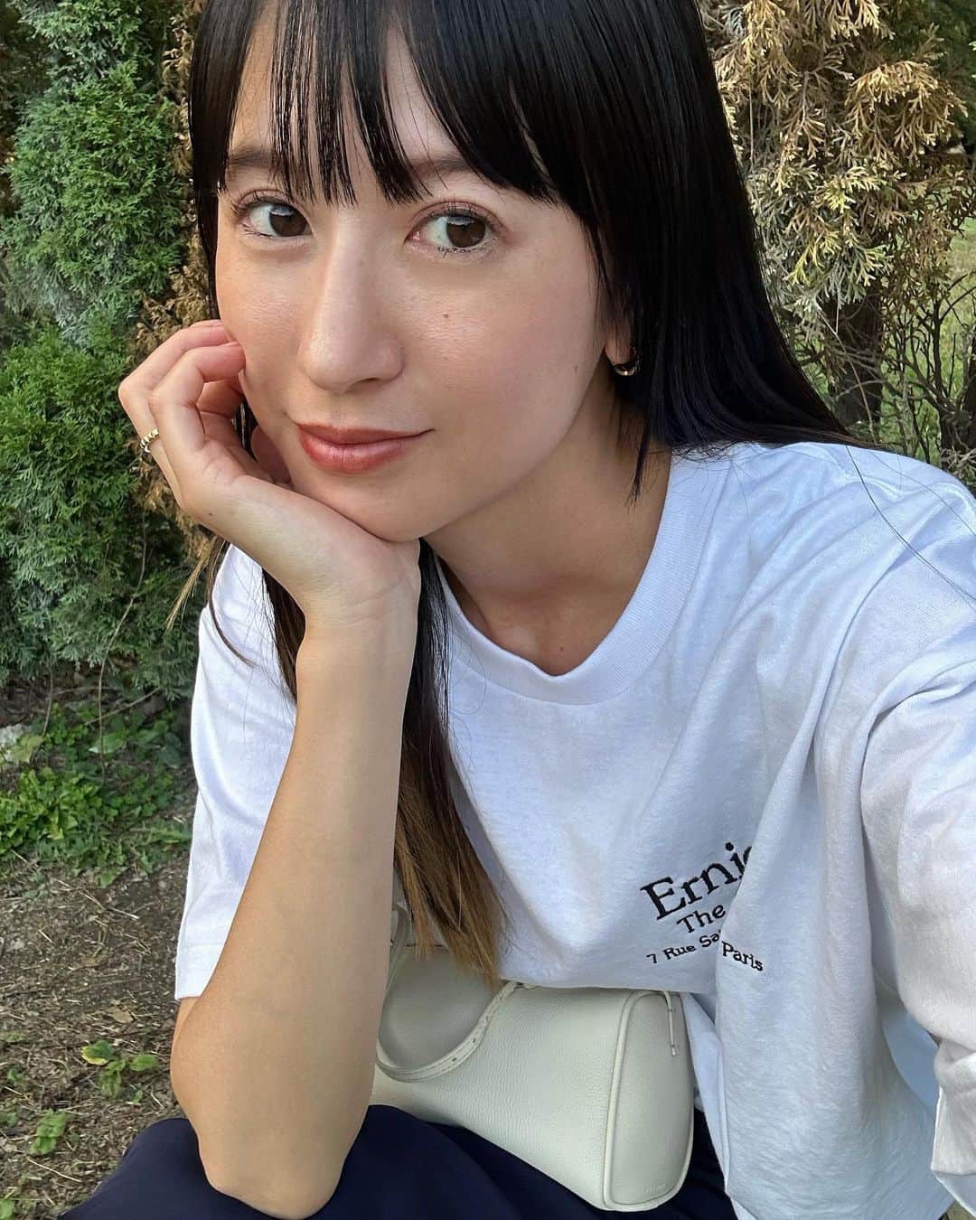 松本恵奈のインスタグラム：「横浜POP UP→保護者会→サッカー→ダンス。 大忙しな一日です。笑 今日は涼しくて嬉しいな。 @ryo__yamaguchi にもらったTシャツ着てきたよ♡ ありがとう👍🏻」