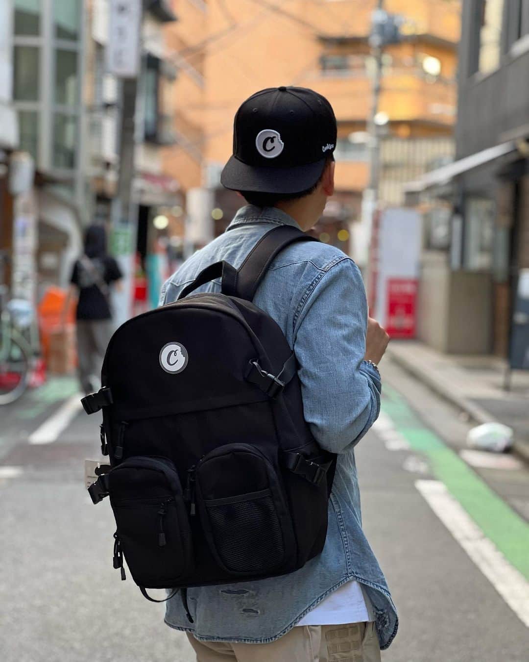 GROW AROUNDのインスタグラム：「#growaroundnewarrivals   COOKIES🍪 MAVERICK UTILITY BACKPACK  COOKIESより新たにBACKPACKが入荷致しました🎒©️  利便性に優れていて普段使いしやすいデザインです✨  WEB UPも完了しております✅」