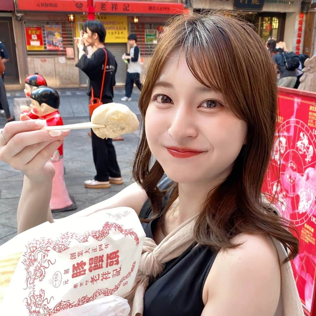芥田愛菜美のインスタグラム：「. 9/19 #ヴィッセル神戸 #エバンジェリスト  #槙野智章 さんとヴィッセル神戸の 選手が神戸の町を歩く選手商店街訪問 取材してきた日のハイライト⚽ 元パーソナリティーに取材してきました🎤 ラジオ関西【GOGO！ヴィッセル神戸】 18:00〜生放送です！radikoでも❤️‍🔥 （最後の動画は公開練習でトンボ指にとまるかな〜の手です）」
