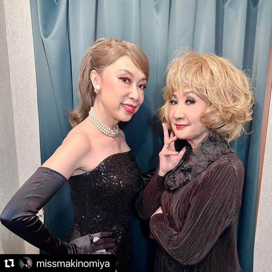 冨沢ノボルさんのインスタグラム写真 - (冨沢ノボルInstagram)「thank you for the wonderful time❣️  #Repost @missmakinomiya with @use.repost ・・・ . ビルボードライヴ大阪に来てくださった皆さんありがとう❤️❤️❤️  今回のビルボードライヴツアーは「渋谷系歌謡曲」をテーマに、筒美京平さん橋本淳さんのゴールデンコンビのおしゃれでモダンな歌謡曲を中心にお届けしました。改めて楽曲の素晴らしさを実感🥺 そして、筒美京平さんが愛した歌声を持つお二人のゲスト、松本伊代ちゃん、平山みきさんのパフォーマンスを間近に見て聴いて、筒美さんが愛した理由がよくわかりました。素敵な歌声をありがとうございました。   今回は歌いたかった曲、伝えたかった曲、コラボしたかったゲストのお二人、見せたかったヴィジュアル等実現できて感無量です🥺  アンコール公演希望の声もちらほら✨機会があったらやりたいわね✌️  徐々に写真やセットリストをアップしていきますね😉  ロマンティックス（私のバンド名） Key. スパム春日井 pf.永山恵理 ba.川﨑哲平 dr.海老原諒  衣装マッセメンシュ @massemensch  ヘアメイク冨沢ノボル @noboruok   #松本伊代#iyomatsumoto#平山みき#スパム春日井#永山恵理#川﨑哲平#マッセメンシュ#冨沢ノボル#ビルボードライブ東京#ビルボードライブ大阪#ビルボードライブ#バービー#barbie#渋谷系歌謡曲#歌謡曲#渋谷系を歌う #野宮真貴 #missmakinomiya」9月25日 9時28分 - noboruok