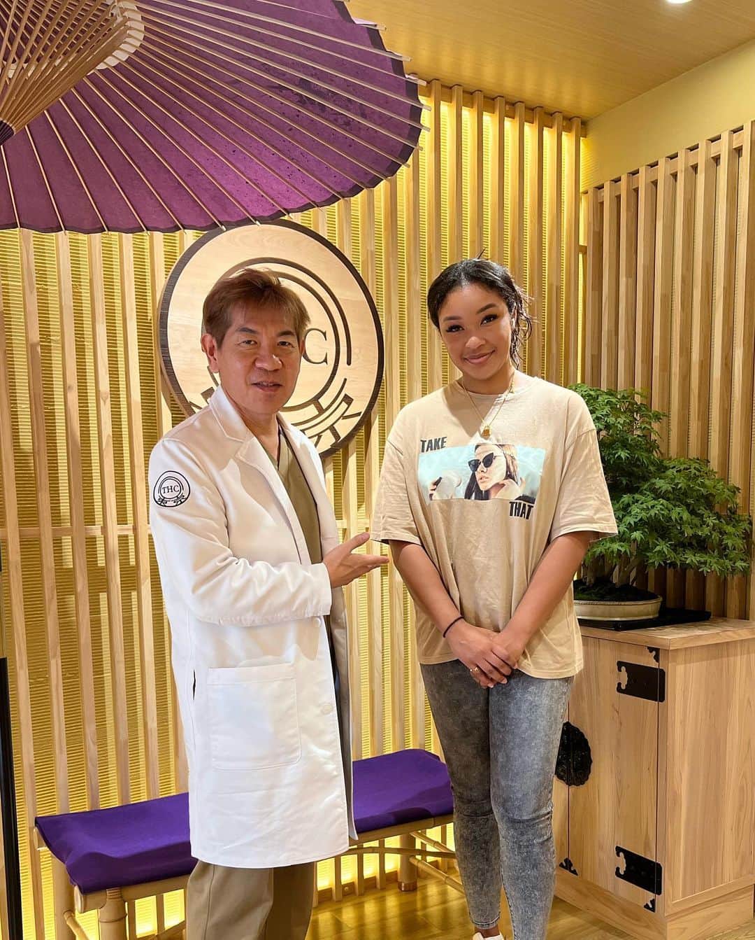 オコエ桃仁花のインスタグラム：「先日、 @tokyo_hills_clinic さんでダーマペンをしていただきました！  普段、バスケの練習で汗をかき、タオルで拭いたりしてニキビができてしまったり、ニキビ跡に悩んでいました。  ダーマペンは、ニキビ跡にすごく効果的だそうです。まだ一回しかやってないのに、お肌の質が少し変化してとても嬉しいです‼️  とても丁寧な先生の説明のもと、治療してきました！ 先生、とても人柄も素敵で親切でした🥹  もーね、やったほうがいい！！ 頑張って通います☺️  #tokyohillsclinic  #東京ヒルズクリニック」