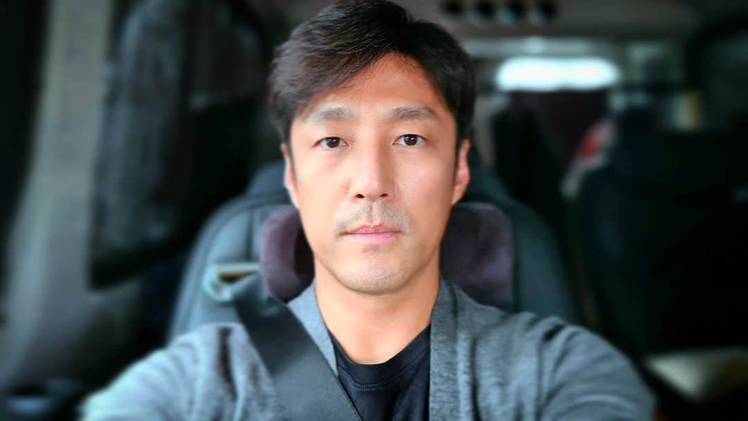 チ・ジニさんのインスタグラム写真 - (チ・ジニInstagram)「@ikkle_entertainment #출근 #가족x멜로」9月25日 10時08分 - actor_jijinhee