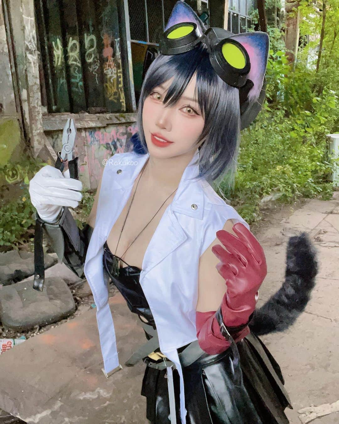 犬神洛洛子さんのインスタグラム写真 - (犬神洛洛子Instagram)「🐈‍⬛Rockrock🔧 #arknights #arknightscosplay #cosplay #アークナイツ #コスプレ」9月25日 10時30分 - rakukoo