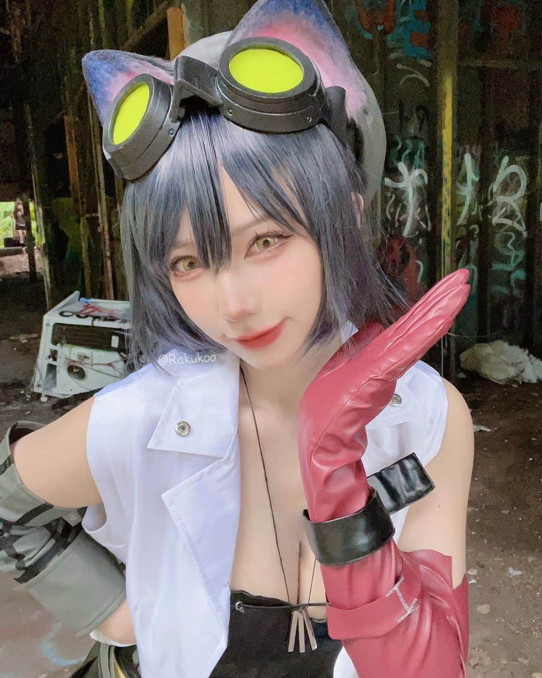 犬神洛洛子さんのインスタグラム写真 - (犬神洛洛子Instagram)「🐈‍⬛Rockrock🔧 #arknights #arknightscosplay #cosplay #アークナイツ #コスプレ」9月25日 10時30分 - rakukoo