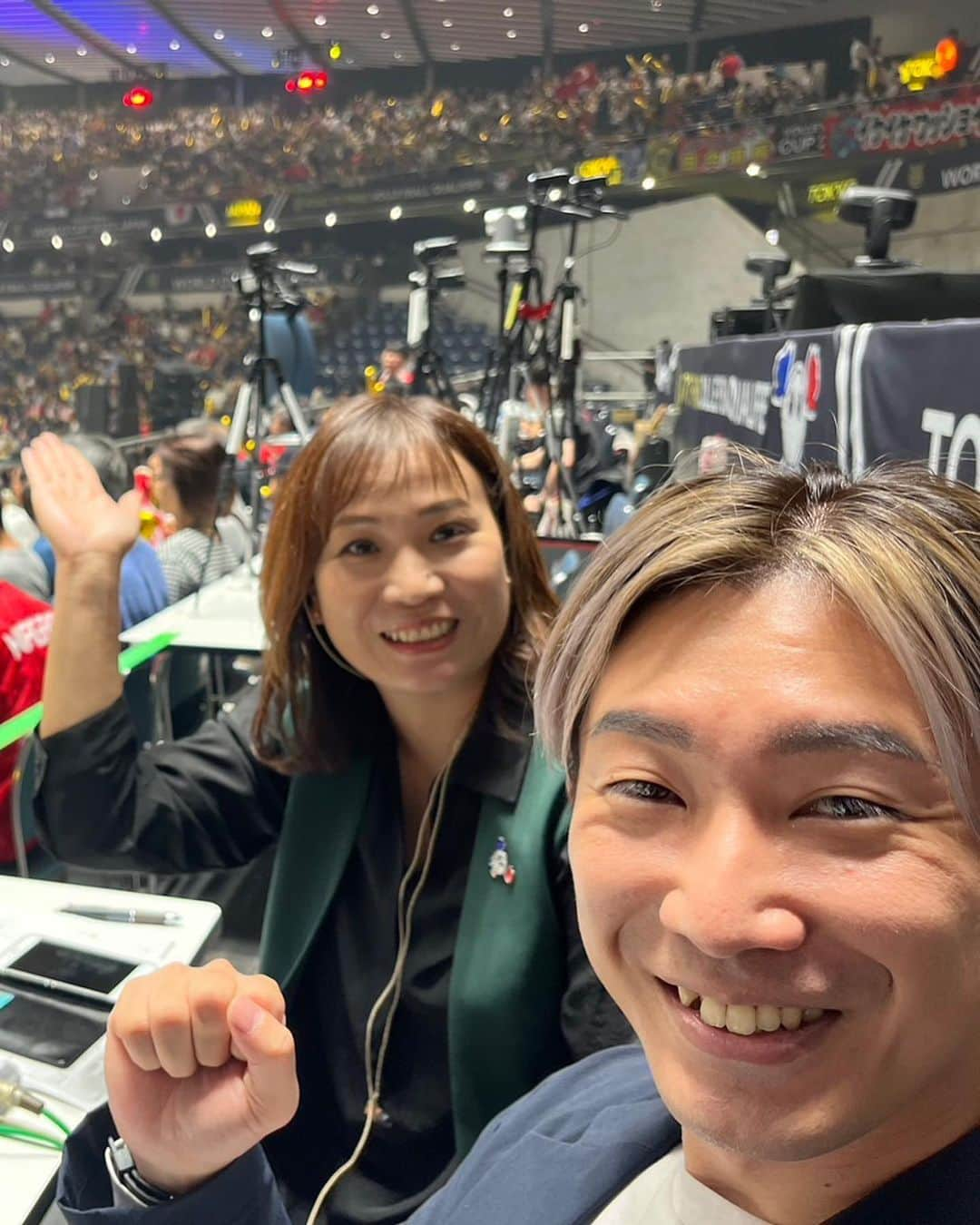 竹下佳江さんのインスタグラム写真 - (竹下佳江Instagram)「#fivbパリ五輪予選 #ワールドカップバレー2023 @fujitv_volleyball  #ミセス @mgaband  #解説 #たくさんの応援 #ありがとうございました #素晴らしい時間の共有 #関係者の皆様に感謝 #選手の笑顔が大好き #親目線 #パリへ必ず #頑張れ日本 #男子大会は9月30日から #全力応援  オリンピックの出場権を獲得する 厳しさを改めて痛感させられました。 選手達がいちばん悔しいと思う‼︎ 更に強くなって次こそは🇫🇷 ハードな時間が続いたので ONと OFFこれも必要 そして次なる準備へ🏐  私も現実に戻ります笑笑 夕飯何にしよう？😅」9月25日 11時10分 - takechanman0318