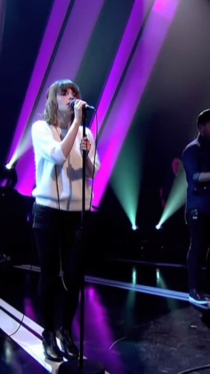 CHVRCHESのインスタグラム：「Here we are on Later with Jools Holland to play The Mother We Share on this day in 2013. I (Lauren) still have this white jumper, and a version of this anxiety face.」