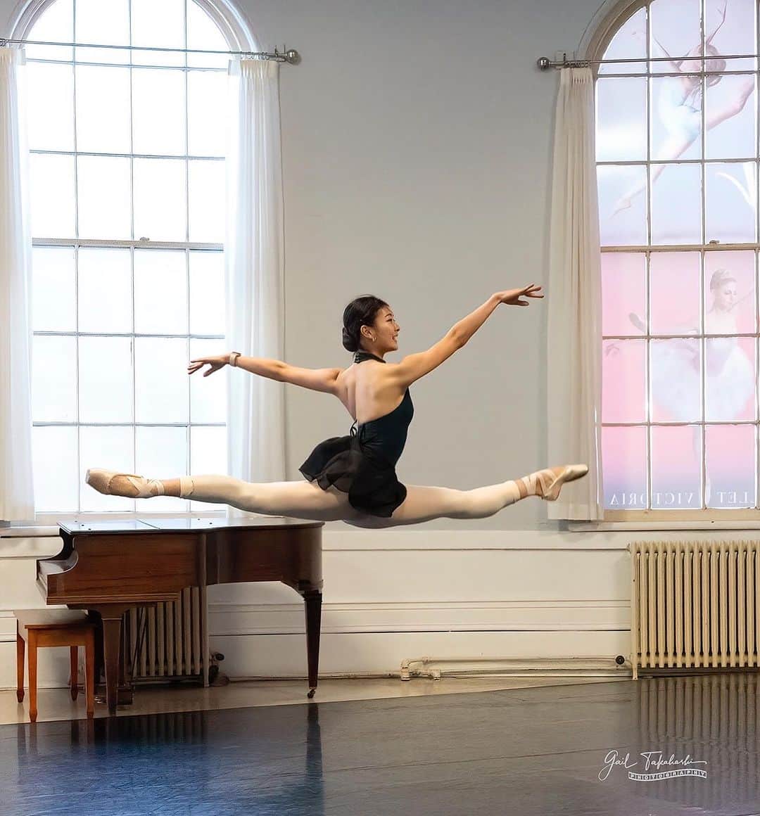 池田怜良のインスタグラム：「Leaping towards our first program this season⚡️⚡️  Photos by Gail Takahashi」