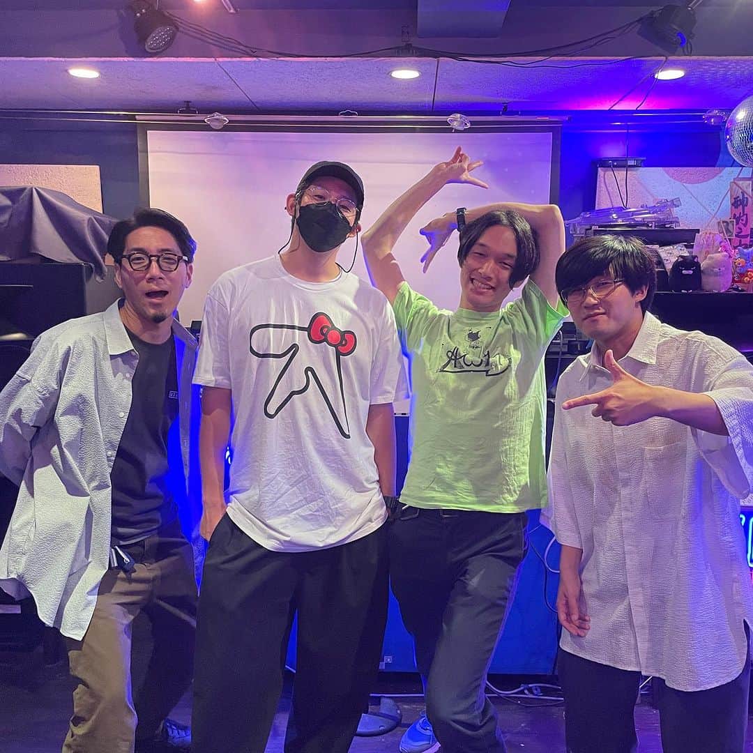 tofubeatsのインスタグラム：「lost decadeありがとうございました。懐古厨乙」