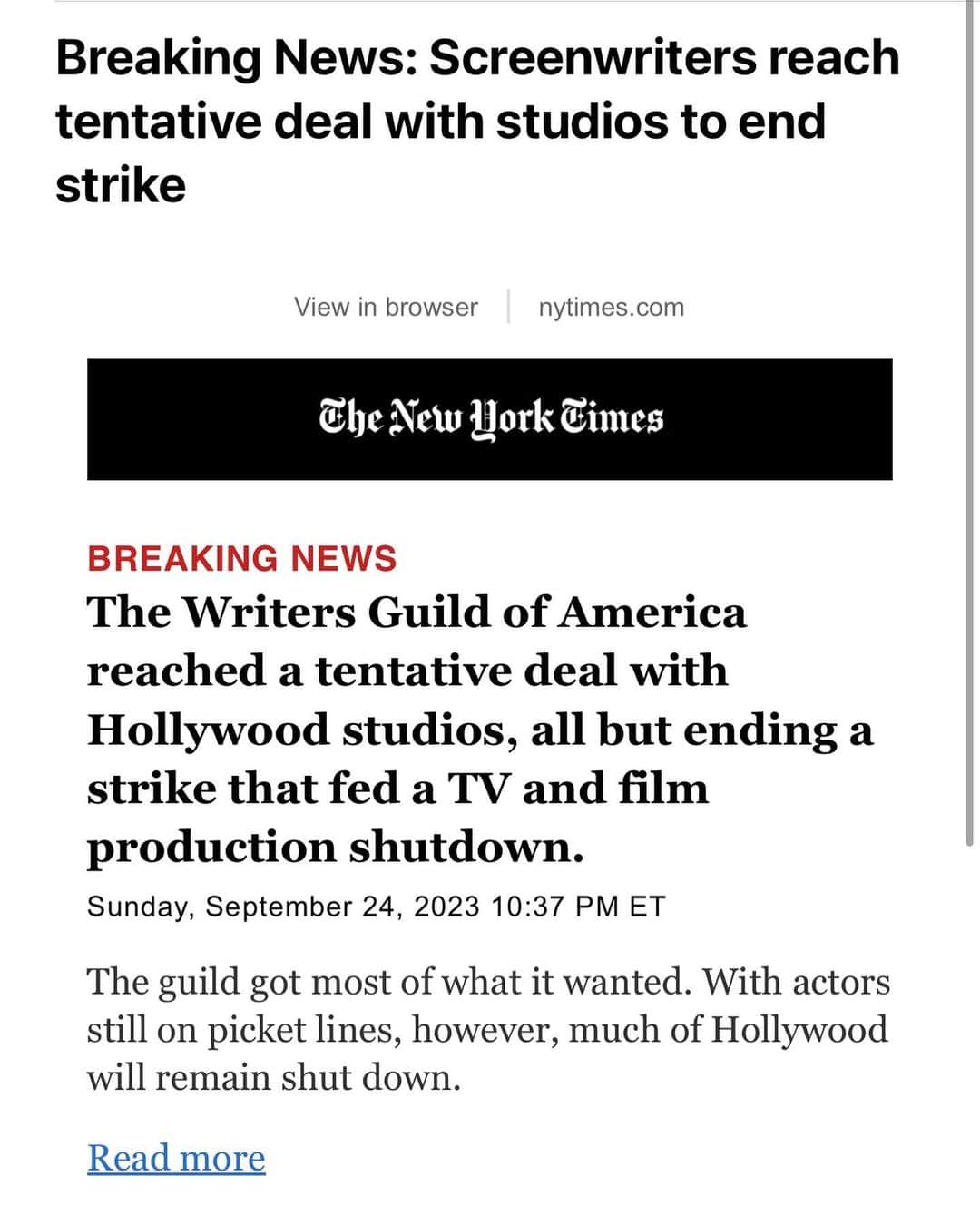 ビジー・フィリップスのインスタグラム：「my good lord BLESSSSSSSSSSSSSSS OUR UNION SOLIDARITY ❤️👏👏❤️」