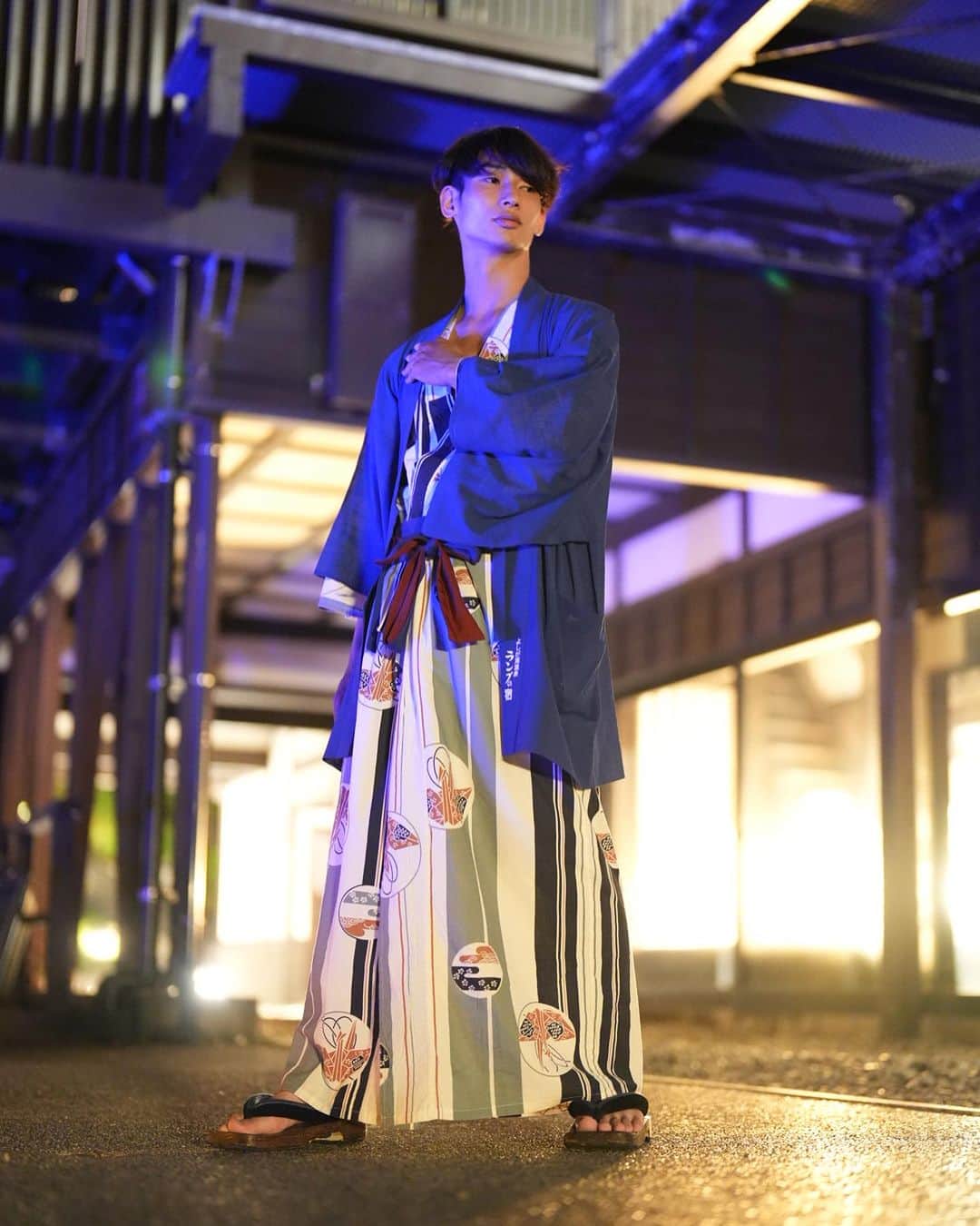 asukaさんのインスタグラム写真 - (asukaInstagram)「Would you like to spend a luxurious time at the Japanese sea while wearing a yukata?👘  浴衣久しぶり過ぎて沢山写真撮っちゃった📸  素敵な時間を有難う御座いました。 @lampnoyado  #ランプの宿 #温泉旅館 #石川県旅行 #旅館 #絶景温泉 #高級旅館 #石川県温泉 #リトリート #奥能登国際芸術祭 #世界の絶景 #能登観光 #能登 #絕景写真 #石川觀光 #青の洞窟 #能登旅行 #女子旅行 #高級ホテル #view #notopeninsula #ranpnoyado #ryokan #japanesetrip #lampnoyado」9月25日 12時00分 - bboy_asuka