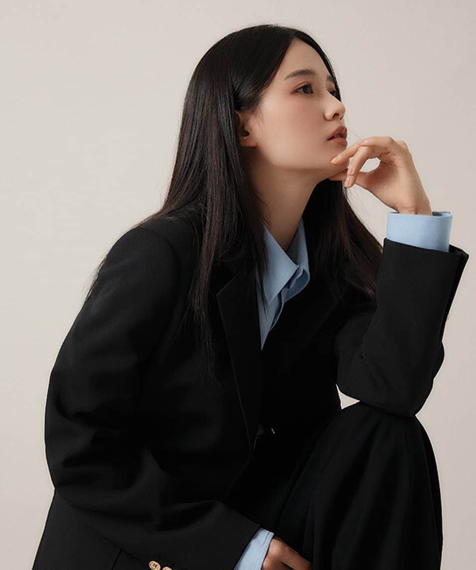 ナム・ボラさんのインスタグラム写真 - (ナム・ボラInstagram)「헤헤🤭 #여성조선 10월호 @womanchosun 🎶💜💖」9月25日 12時22分 - nambora