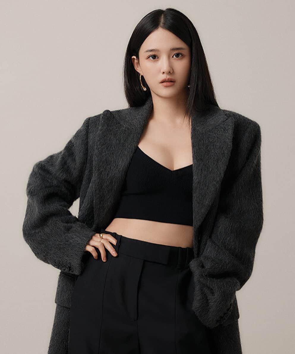 ナム・ボラさんのインスタグラム写真 - (ナム・ボラInstagram)「헤헤🤭 #여성조선 10월호 @womanchosun 🎶💜💖」9月25日 12時22分 - nambora