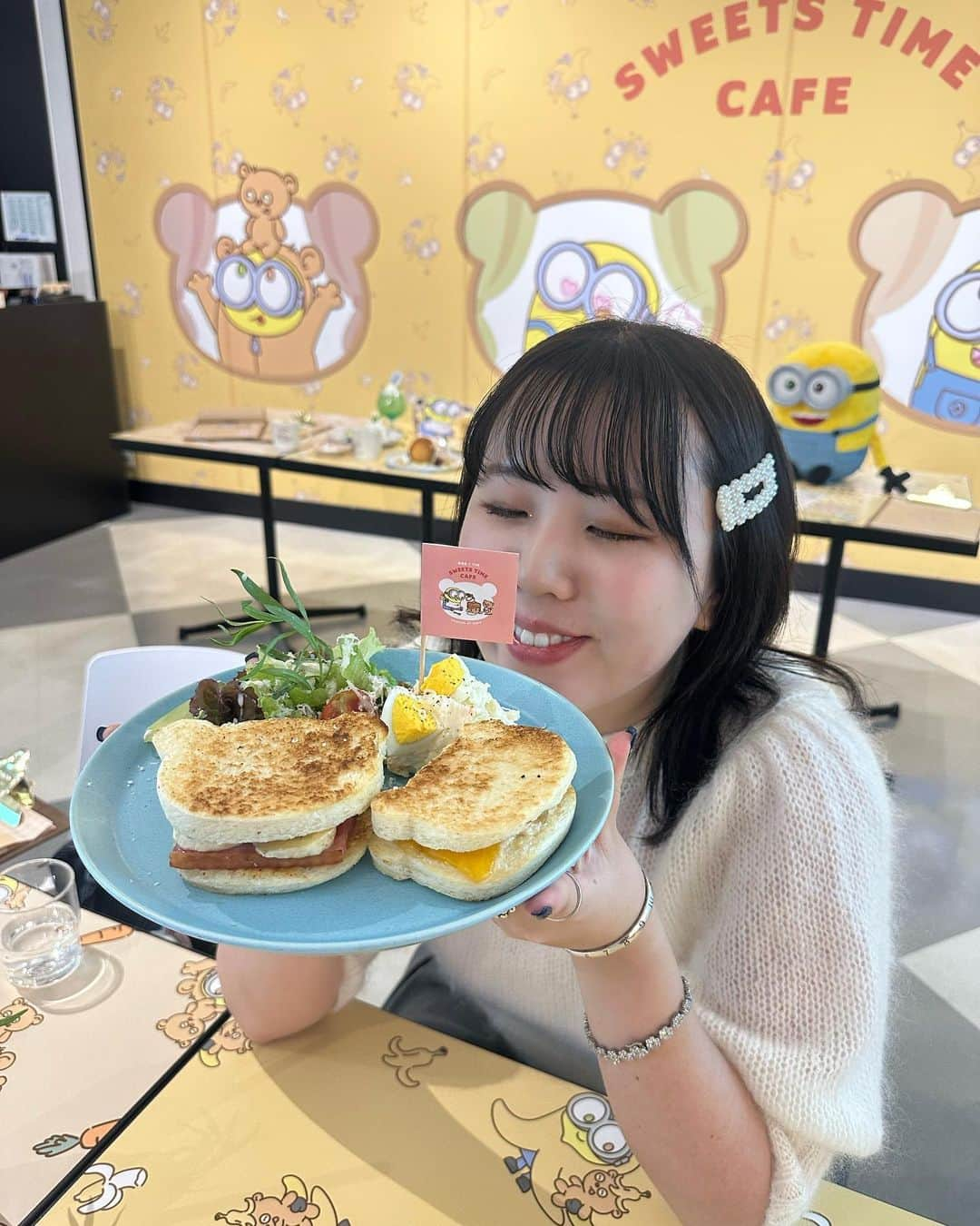 そわんわんさんのインスタグラム写真 - (そわんわんInstagram)「💛🧸BOB+TIM🧸💛 　　　　　　🍌SWEET TIME CAFE🍿  渋谷PARCOでやってる @minion_officialjp に遊びに行ってきたよ🍪可愛いくてご飯も美味しくて癒される時間やった🥛 いつも一緒のボブとティム愛おしい  #渋谷パルコ #ボブティム #ミニオン #MINION」9月25日 18時11分 - _wanco02m