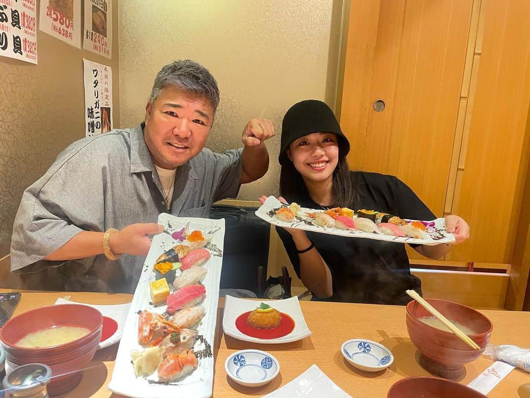 亀田姫月のインスタグラム：「大好きなひょうたん寿司♡ #福岡」