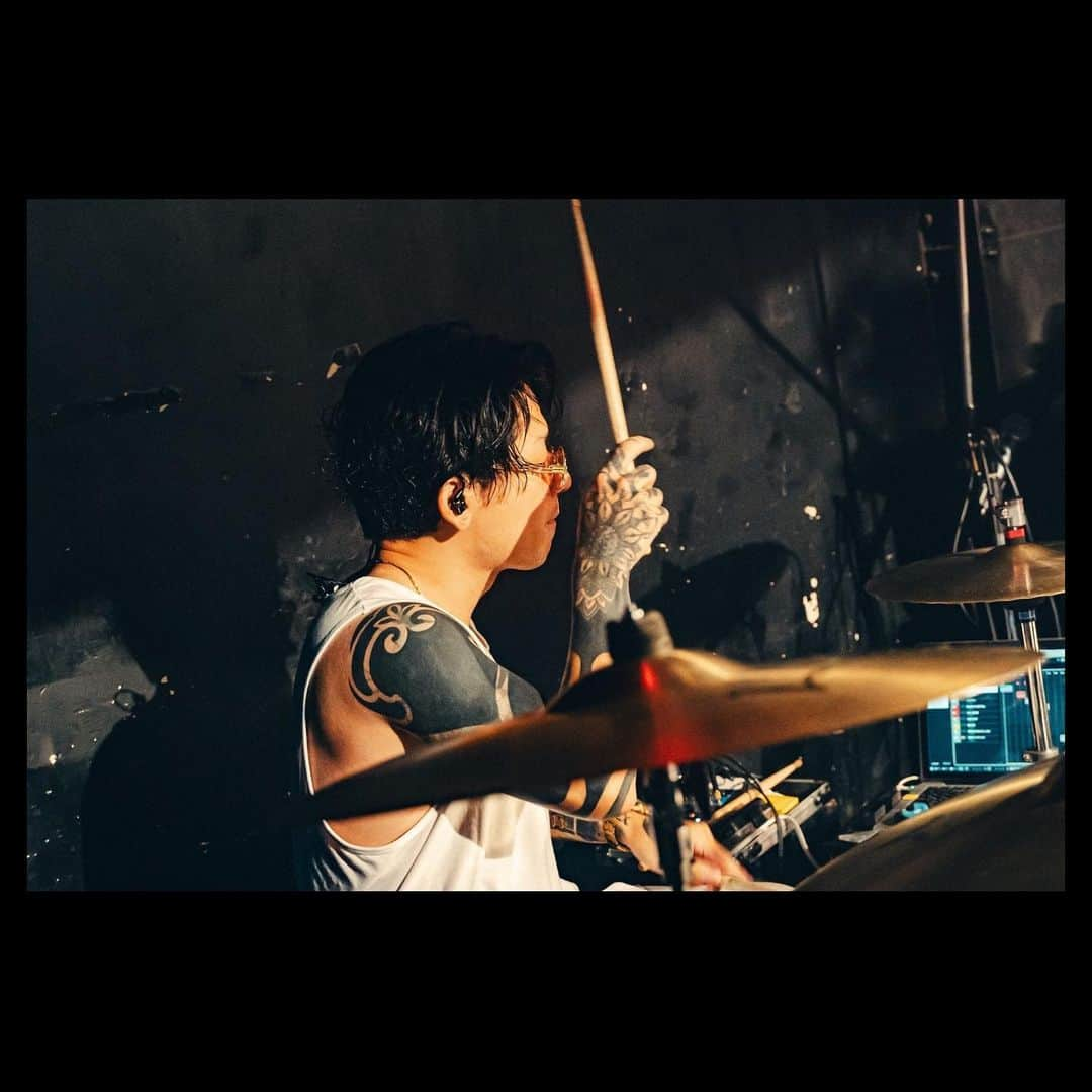 MOSHIMOさんのインスタグラム写真 - (MOSHIMOInstagram)「. 2023.09.23 「NAKAYOSHI FES.2023」 Spotify O-EAST  photo by @teru_ttm」9月25日 13時12分 - moshimo_band