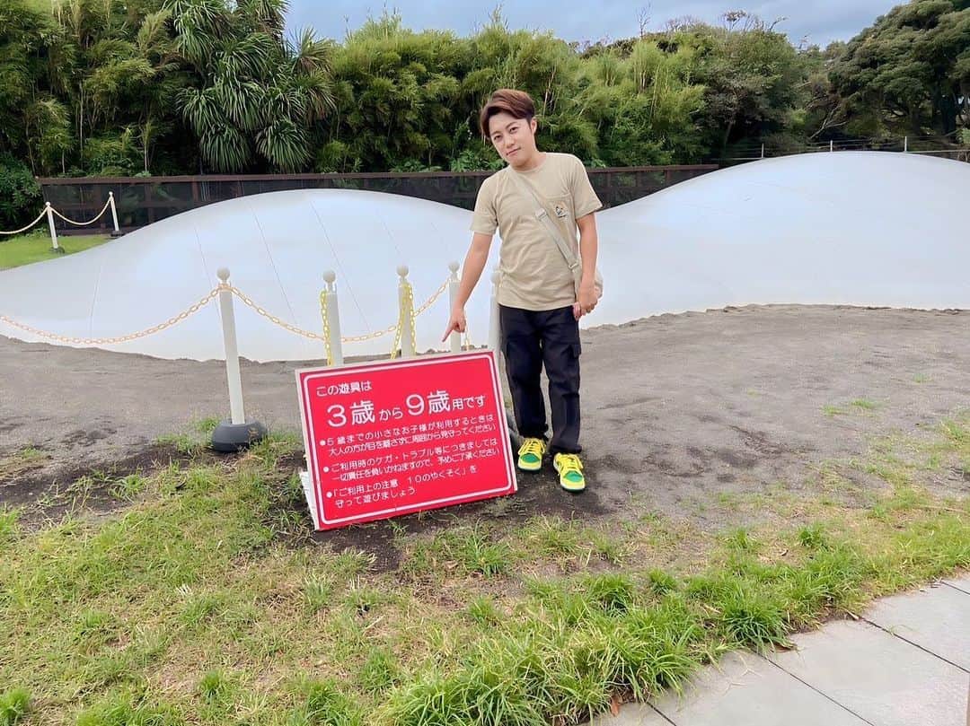はやぶさのインスタグラム：「こんにちは🌞 先日の江の島での写真です！！ジャングルのような緑の中でのショットと3歳〜9歳までのエリアでした。( *｀ω´)  【EN】  Hello 🌞. Here are some pictures from the other day at Enoshima!   It was a jungle-look green area with shots of the area from 3 to 9 years old.   #はやぶさ #ヒカル #ヤマト #大滝ひかる #駿河ヤマト #イベント #一日一枚  #写真  #hayabusa #hikaru #yamato #event  #picstory  #picstagram #photooftheday  #photogram  #hayabusadiary  #はやぶさの日記  #fotohariini」