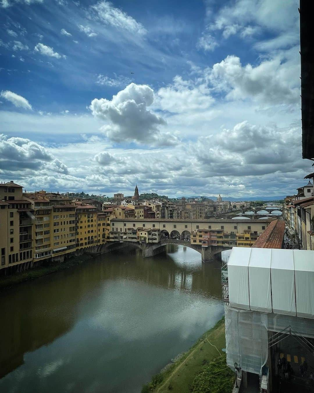 かほせいチャンネルさんのインスタグラム写真 - (かほせいチャンネルInstagram)「フィレンツェ🇮🇹ヴェッキオ橋🧐」9月25日 13時29分 - kahosei