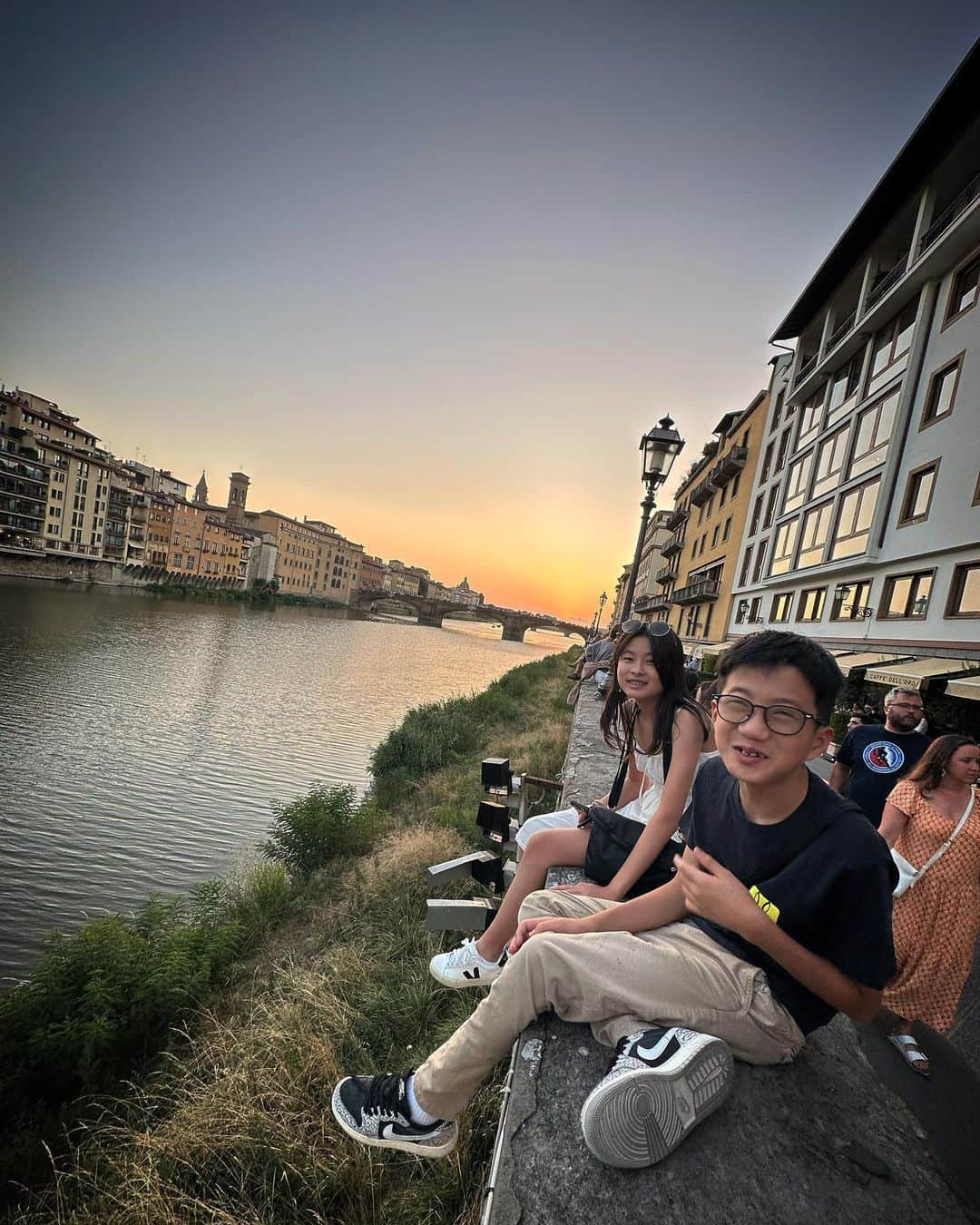 かほせいチャンネルのインスタグラム：「フィレンツェ🇮🇹ヴェッキオ橋🧐」