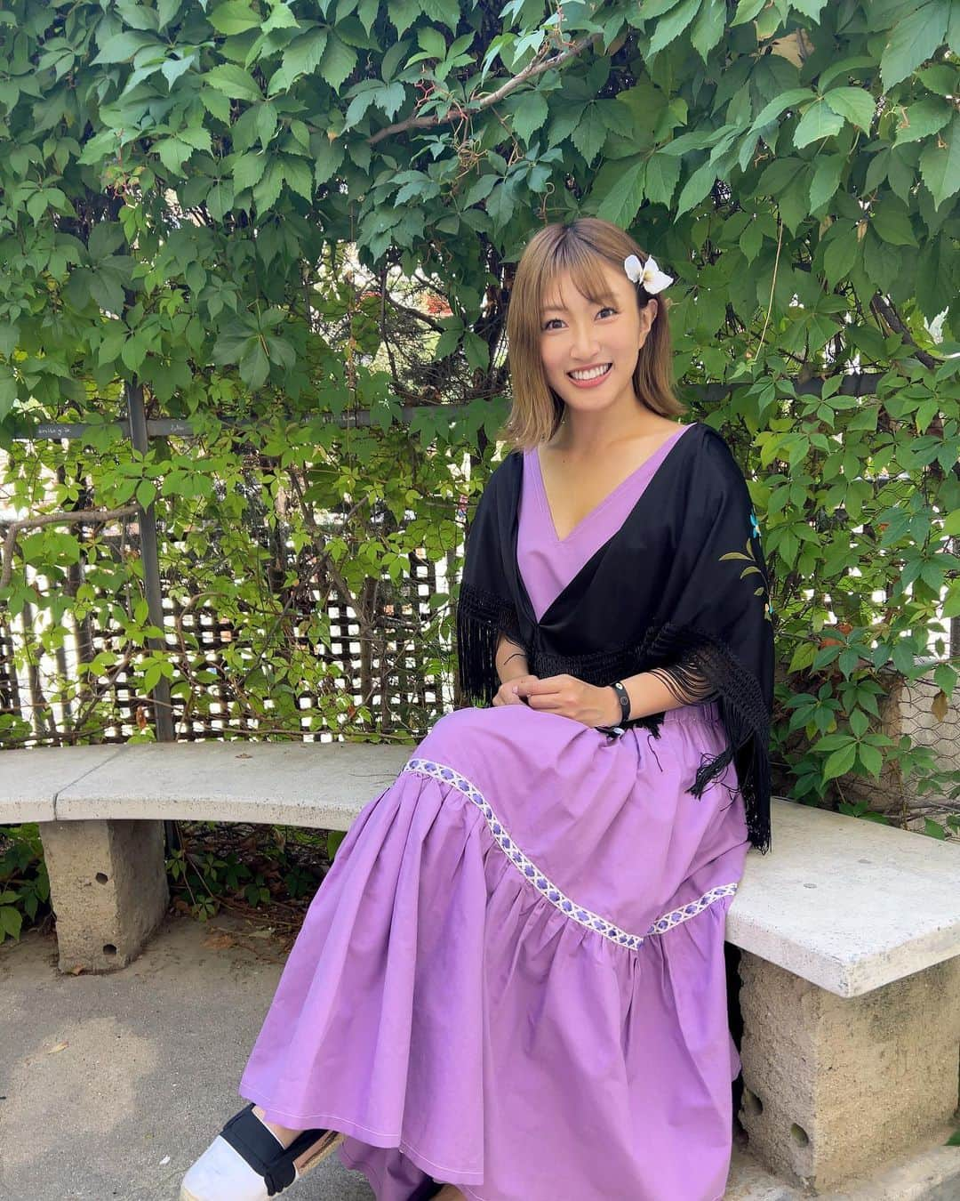 上枝恵美加のインスタグラム：「Me alegro mucho de haber estado aquí💜 ¡Visca Santa Tecla!」