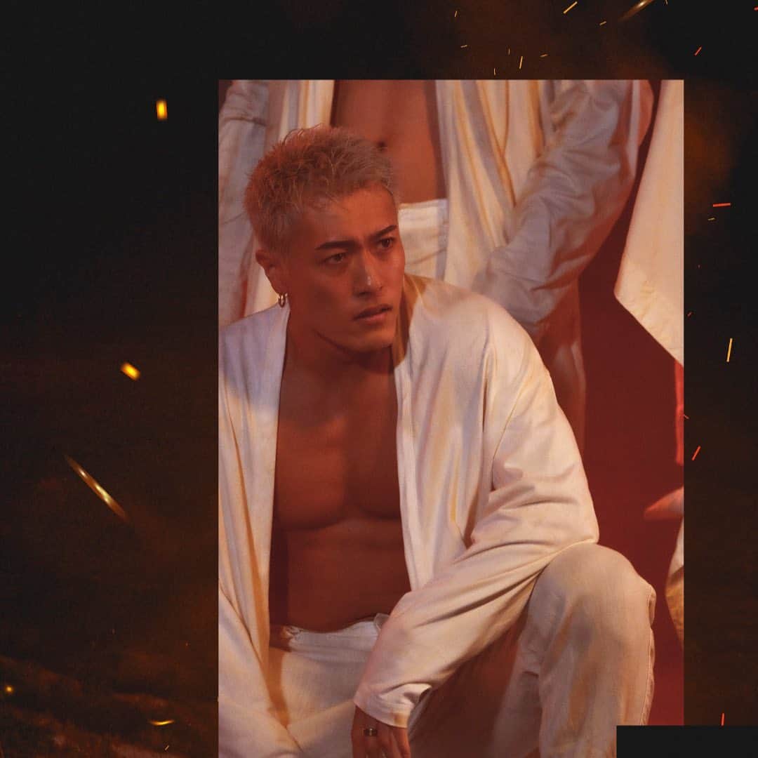 GENERATIONS from EXILE TRIBEのインスタグラム：「* ' Diamonds ' Music Video Off Shot  🎥Music Video https://youtu.be/CImdHOtBM3U  🎧Streaming / Download https://GENERATIONS.lnk.to/DMD_DLSTR  #GENERATIONS #Diamonds #GENE_Diamonds #GENE_集まれ騒げ繋がれ」