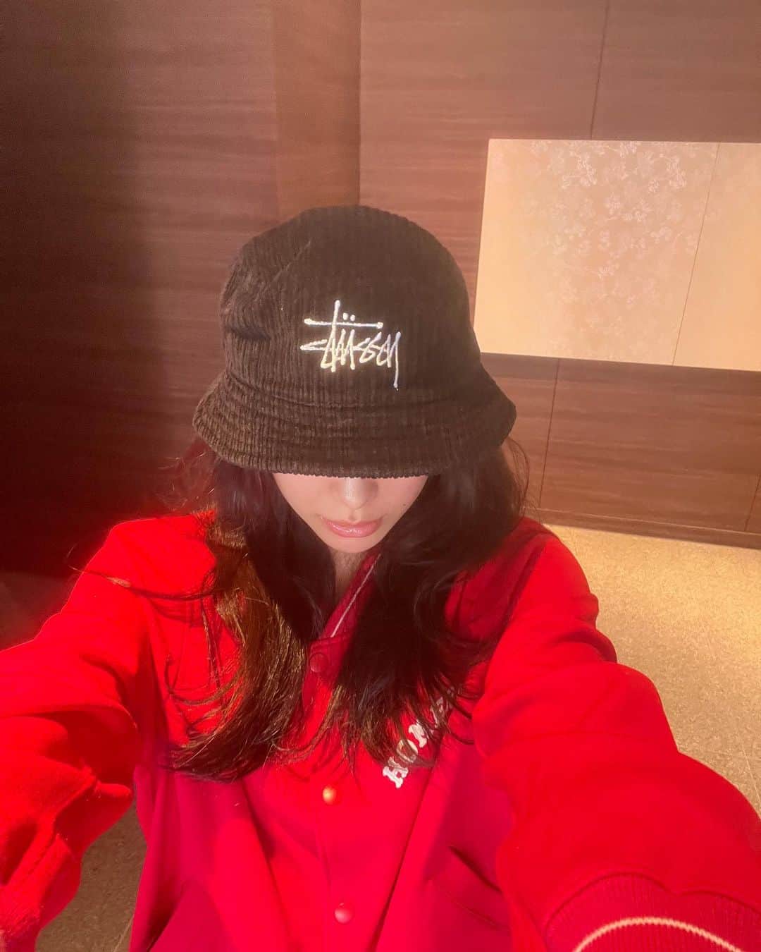 イーランのインスタグラム：「Big logo big voice. 🤘🏽  #stussy #buckethat  #能楽」