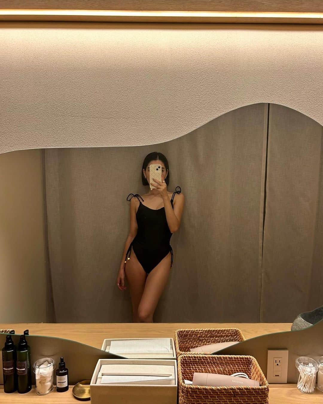 HARUEのインスタグラム：「Private sauna 🧖🏽‍♀️🍃  おしゃれなサウナハウス @sway_gaienmae で  親友と束の間のリフレッシュタイム☺️  東京に行った時はまた寄りたいな🤍  #サウナ」