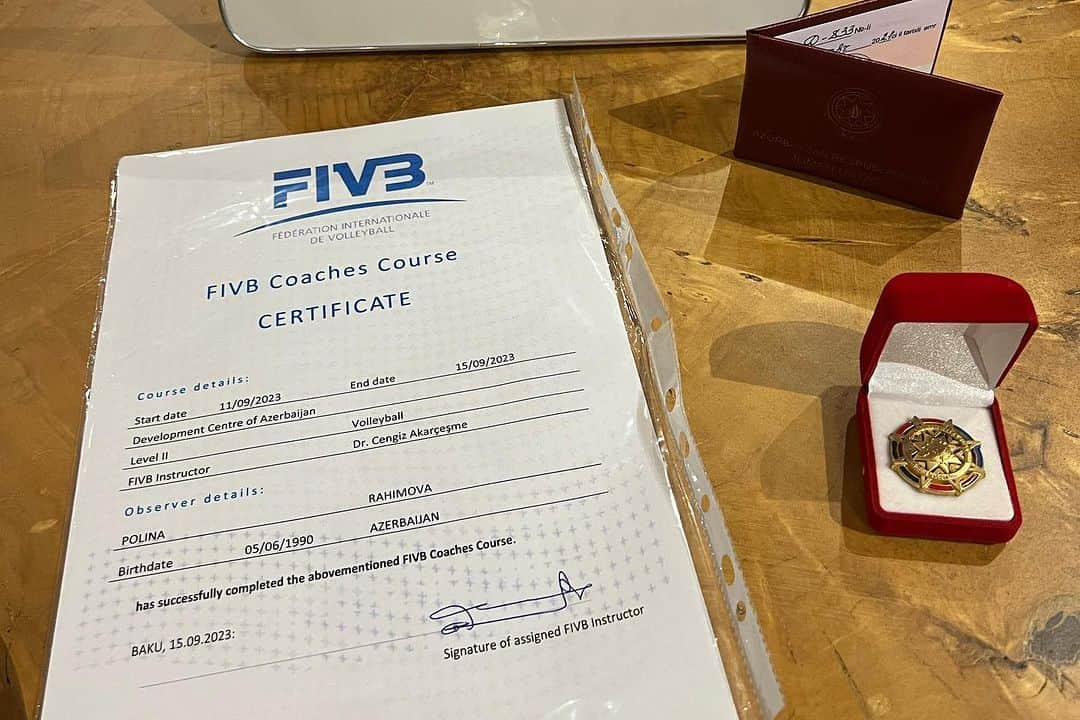 ポリーナ・ラヒモワさんのインスタグラム写真 - (ポリーナ・ラヒモワInstagram)「2 weeks ago in Baku city  I attended a very cool course for coaches from the FIVB. Because I have an education at the sports academy and received a master of sports certificate, the courses were of the second level. We had a very pleasant company, I wish everyone a good future. All of us have passed this path and received certificates, we have the opportunity to be volleyball coaches at the international level. I strongly advise all professional players and coaches to visit at least the first level, because very important information is provided for the development of volleyball. Thank you all for your support @azevolleyball 😘🙏🏼 #tbt #volleyball #baku #azerbaijan #playing-coach」9月25日 15時23分 - polina_rahimova