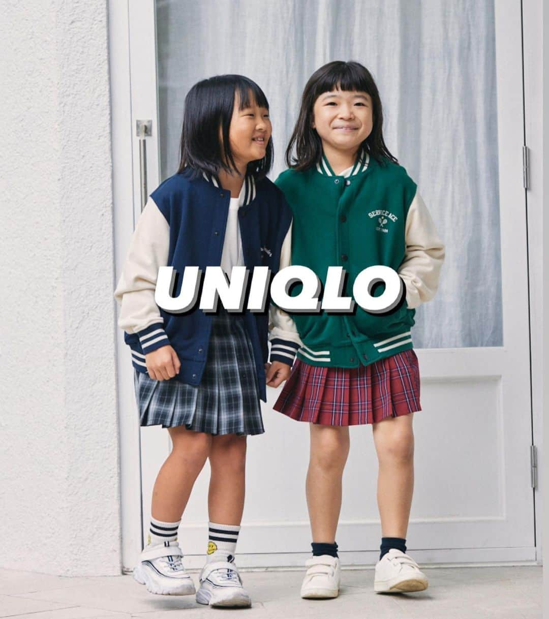 ayakonbubuさんのインスタグラム写真 - (ayakonbubuInstagram)「UNIQLO 『キッズ＆ベビー2023秋冬コレクション』  @mo_jimo_ji  の娘ちゃんと🤩  全て130サイズ着ています。  ここで着た #スウェットスタジアムジャンパー 気に入りすぎて　 同じグリーン買った🙌🙌  スカートは元々　秋の服で買ってあった😁❤️  最後の写真は なぜか　「パンケーキ食べたい」 って夢屋まさるさんの真似してた  #全身ユニクロ  #uniqlokids #ユニクロキッズ #uniqlobaby #ユニクロベビー #ベビー #PR  #uniqlokids#スフレヤーン#ダウンベスト#お揃い#お揃いコーデ #リンクコーデ#双子コーデ #ユニクロキッズ#子供服 #子供のいる暮らし #子供とお出かけ部 #子供とお出かけ #ユニクロ#uniqlo#ユニクロコーデ #uniqloコーデ  #カジュアルコーデ#カジュアル#プチプラ#プチプラコーデ  @uniqlo_kids_baby  @uniqlo_jp  @uniqlo_with」9月25日 15時23分 - ayakonbubu